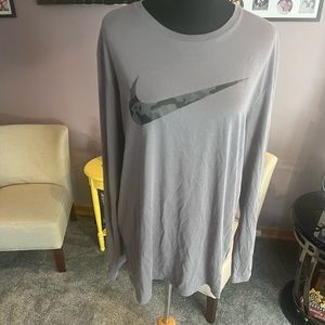 Nike Dri-Fit Long Sleeve shirt